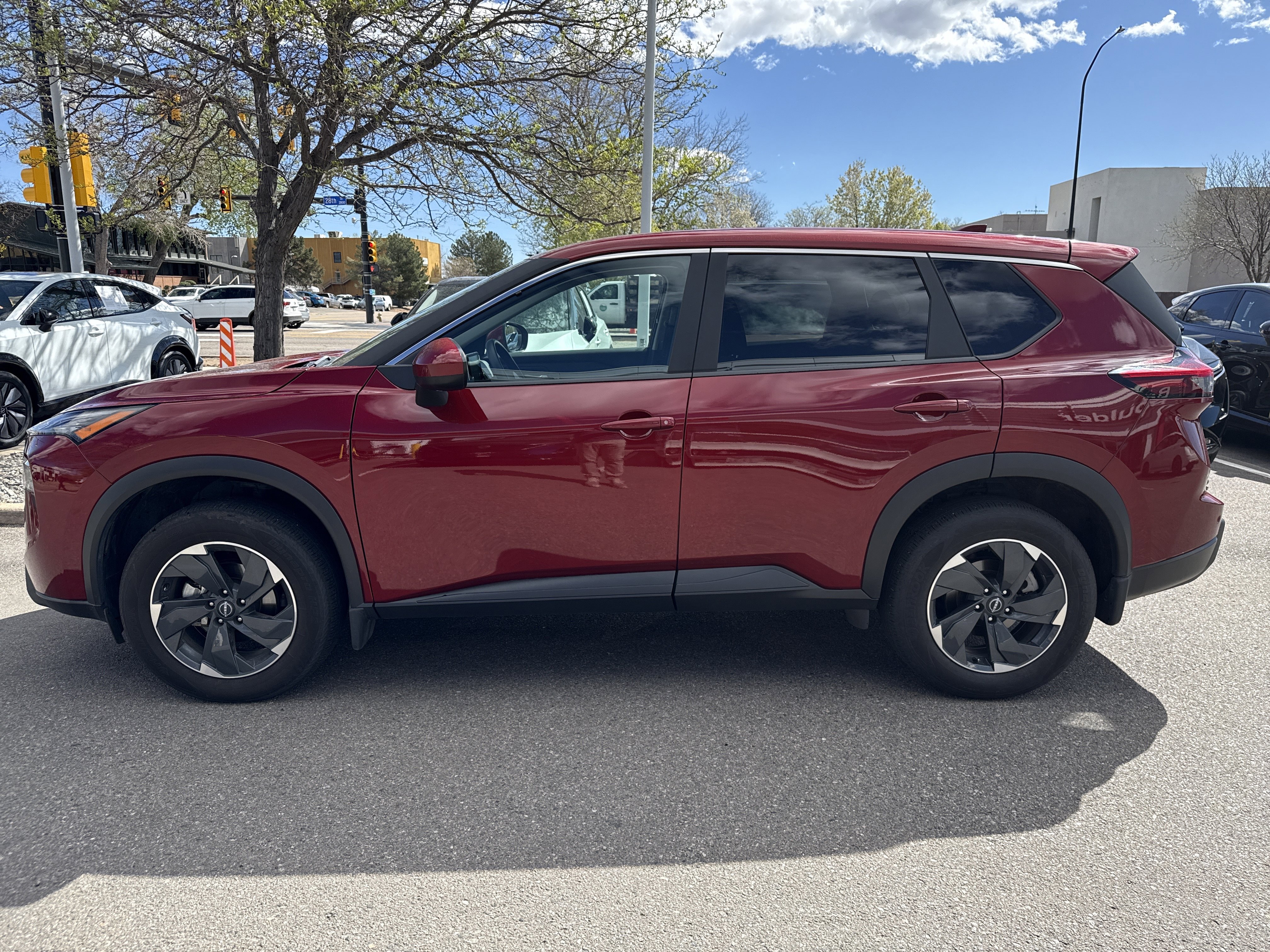 Certified 2024 Nissan Rogue SV AWD/4WD image 6