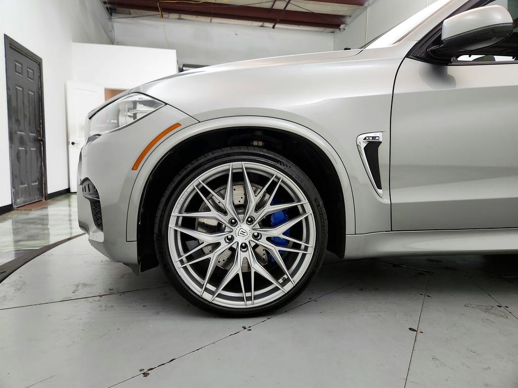 Used 2017 BMW X5 M AWD/4WD image 32