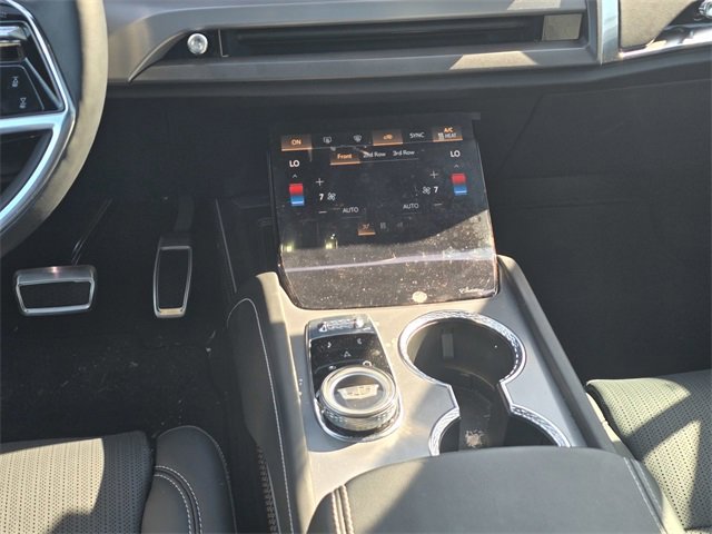 New 2026 Cadillac Vistiq Sport image 19