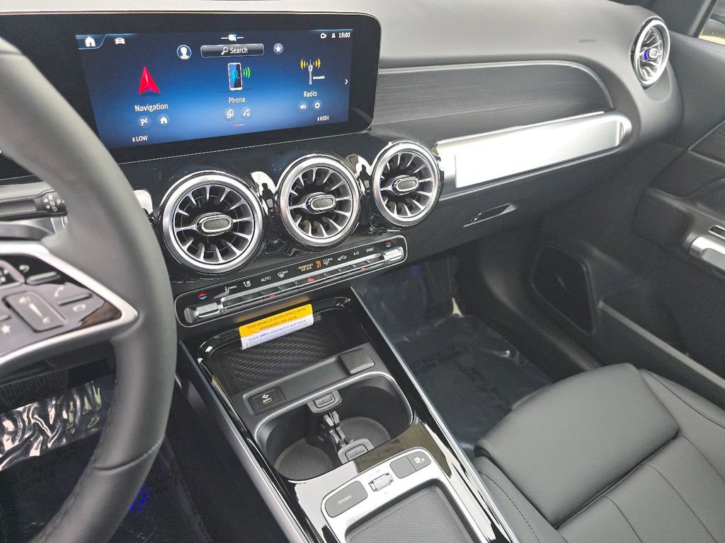 New 2026 Mercedes-Benz GLB 250 4MATIC image 30