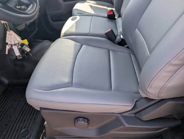 New 2026 Ford F550 4x4 Regular Cab Super Duty image 17