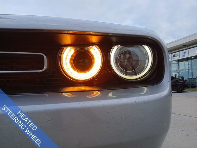 Used 2018 Dodge Challenger SXT Plus image 4