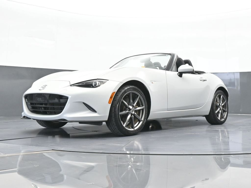 Used 2016 MAZDA MX-5 Miata Grand Touring image 50