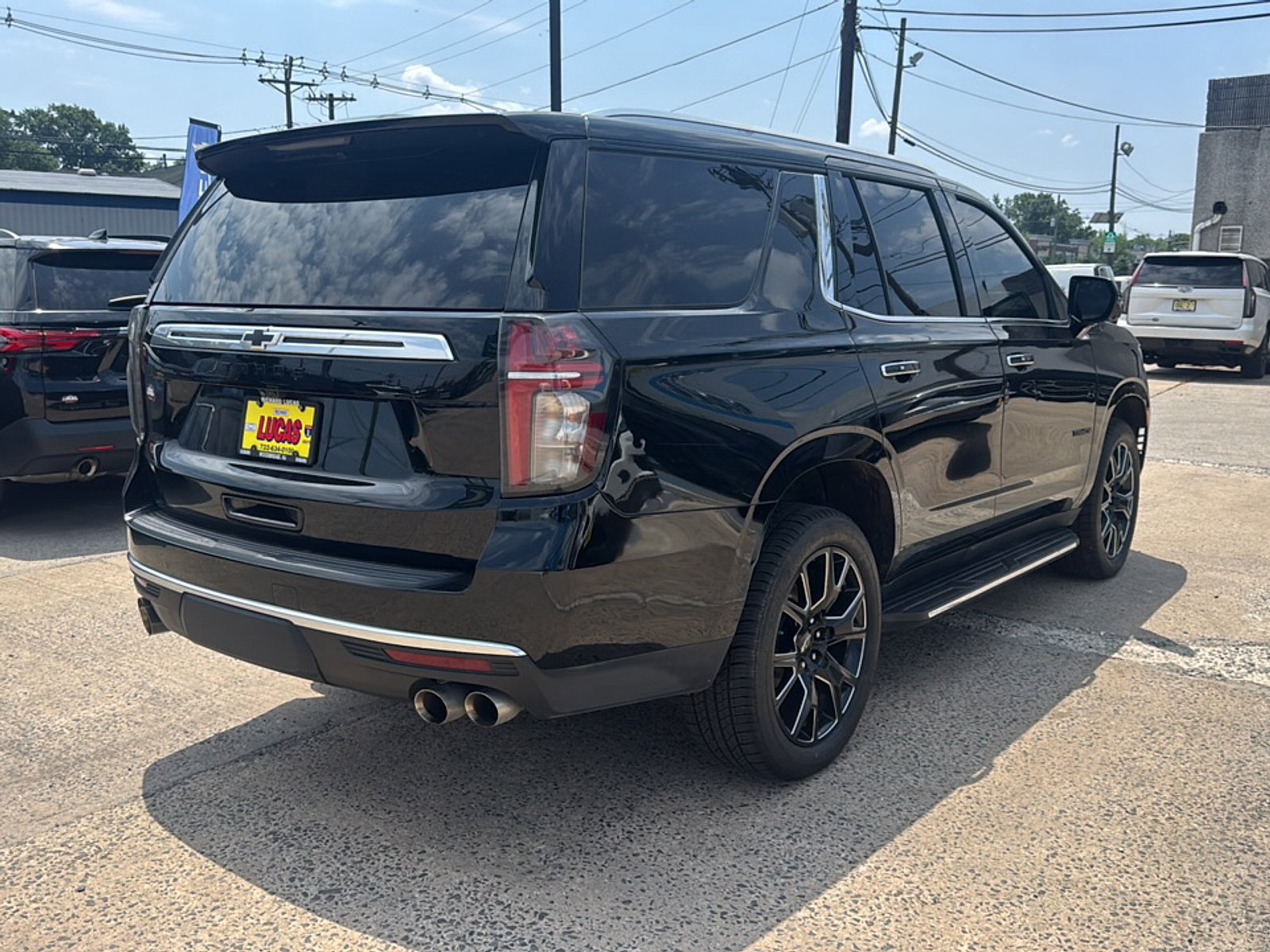 Used 2024 Chevrolet Tahoe High Country w/ Advanced Technology Package AWD/4WD image 5