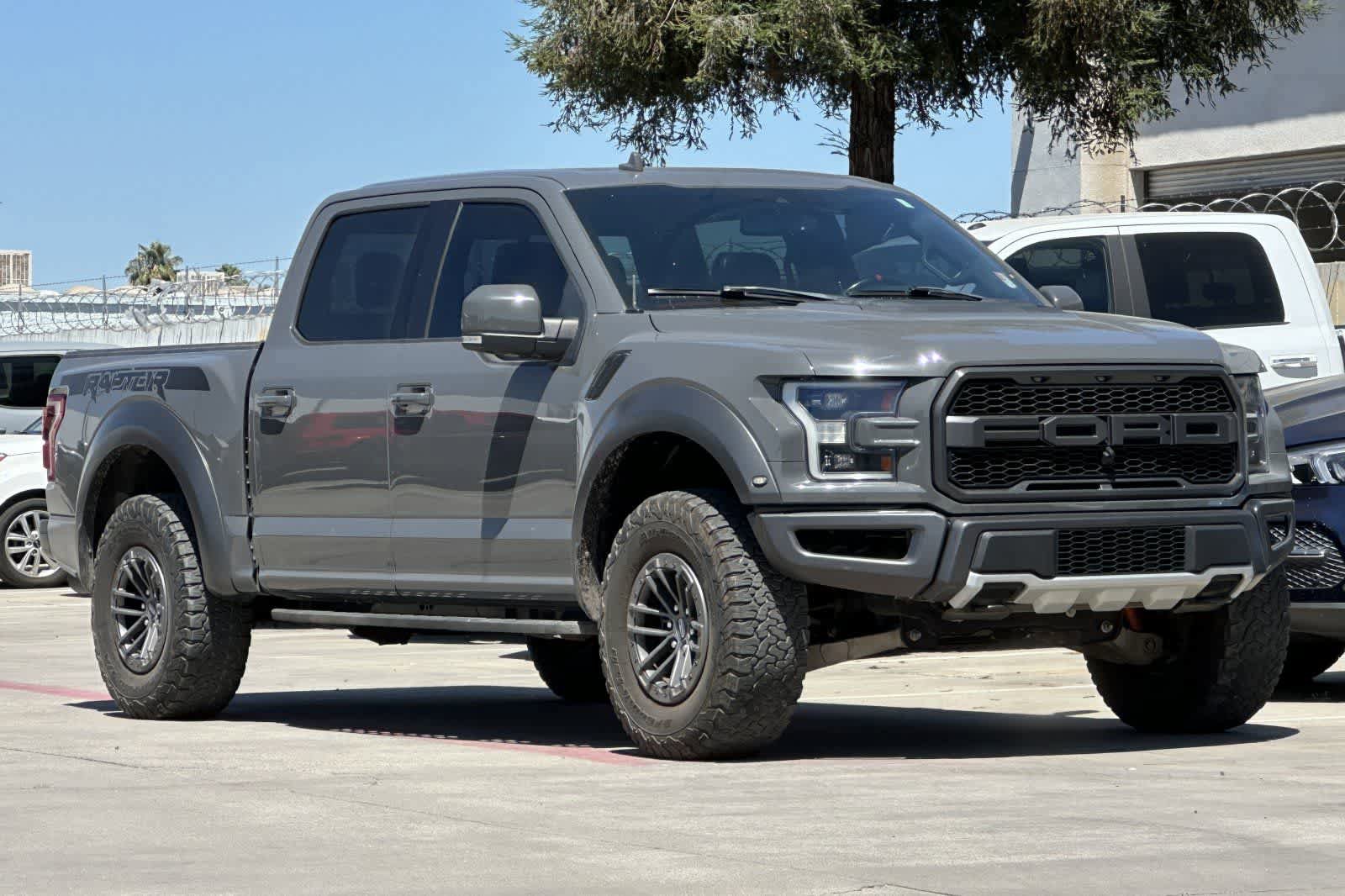 Used 2020 Ford F150 Raptor w/ Equipment Group 802A Luxury AWD/4WD image 10