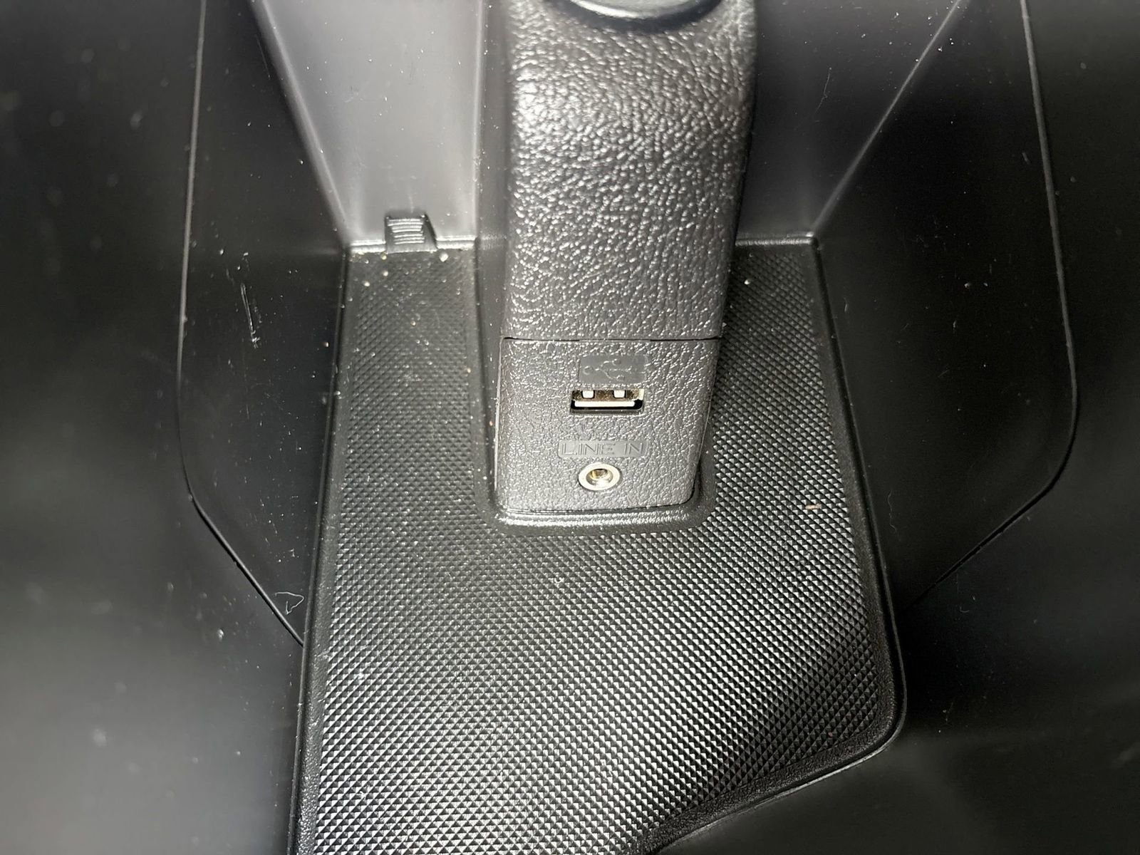 Used 2016 Ford Transit Connect XL image 31