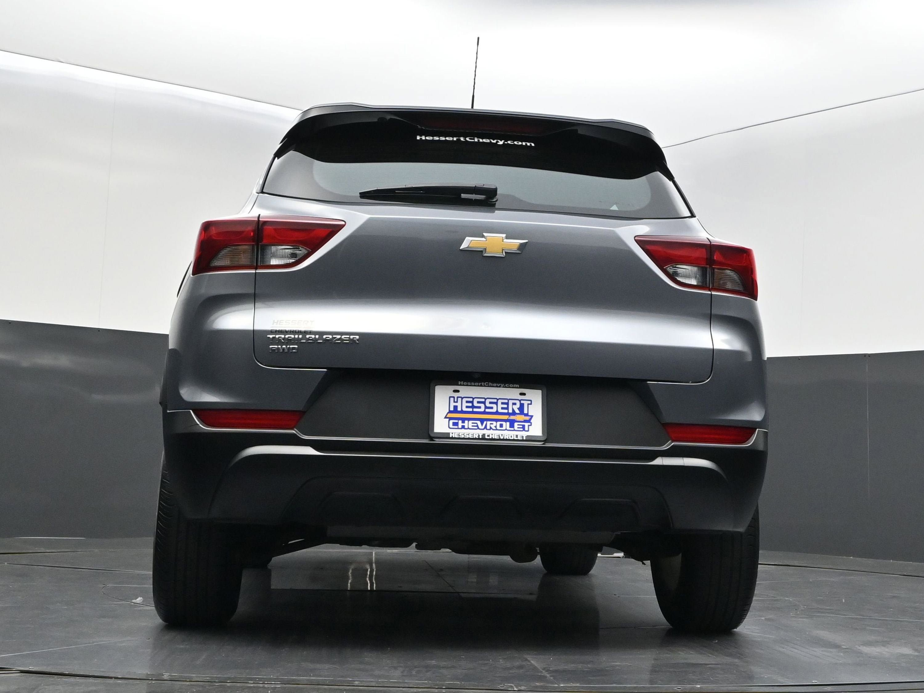 Used 2022 Chevrolet TrailBlazer LS w/ LPO, Blackout Package AWD/4WD image 36