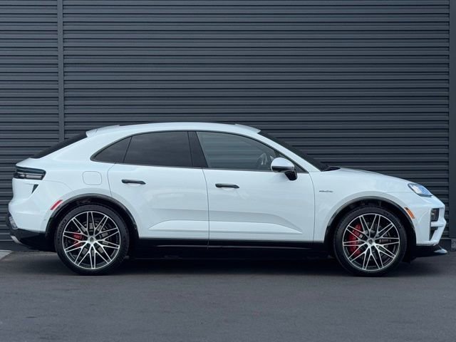 New 2025 Porsche Macan Turbo Electric image 8
