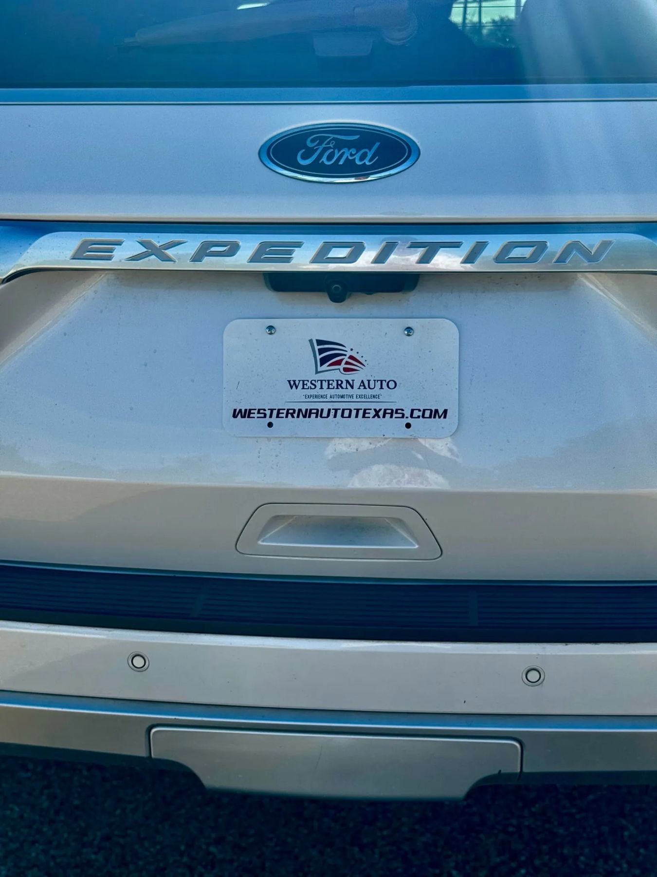 Used 2018 Ford Expedition Platinum image 6