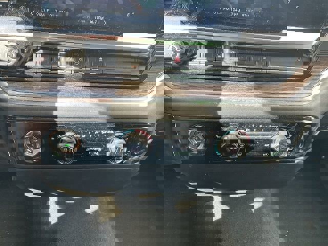 Used 2022 Chevrolet Silverado 1500 LT image 35