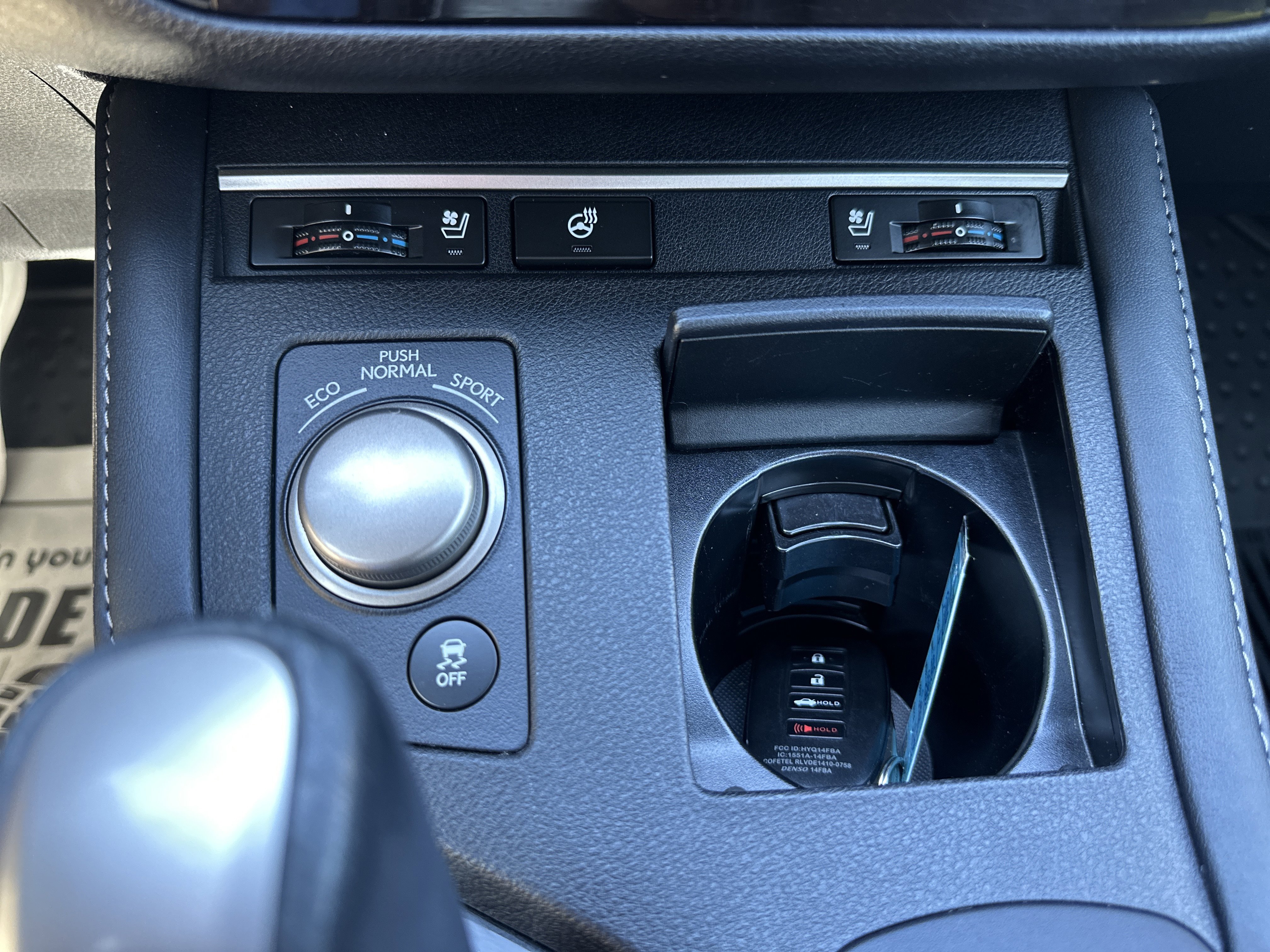 Used 2016 Lexus ES 350 w/ Premium Package w/Wood Trim FWD image 33