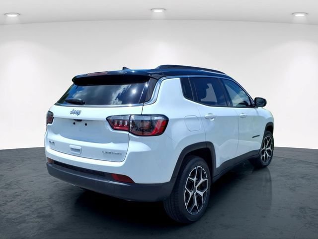 Used 2025 Jeep Compass Limited AWD/4WD image 13