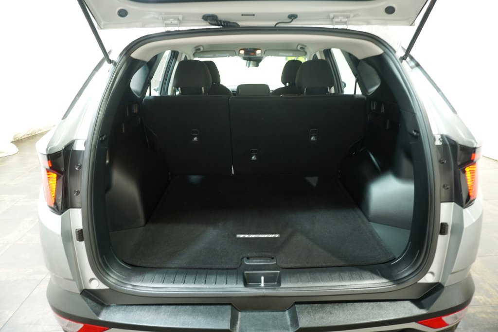 Used 2024 Hyundai Tucson SE AWD/4WD image 6