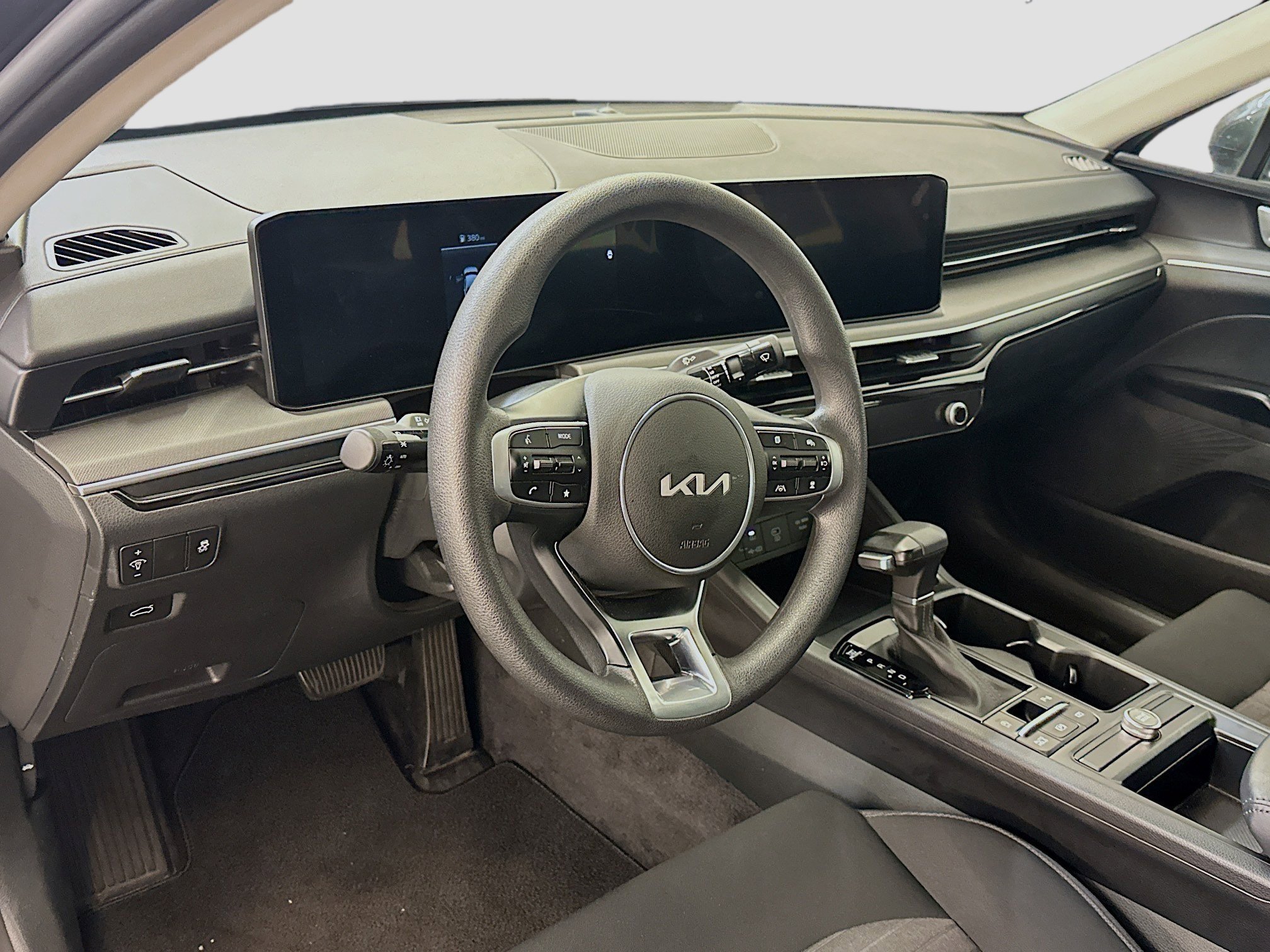 Used 2025 Kia K5 LXS FWD image 18
