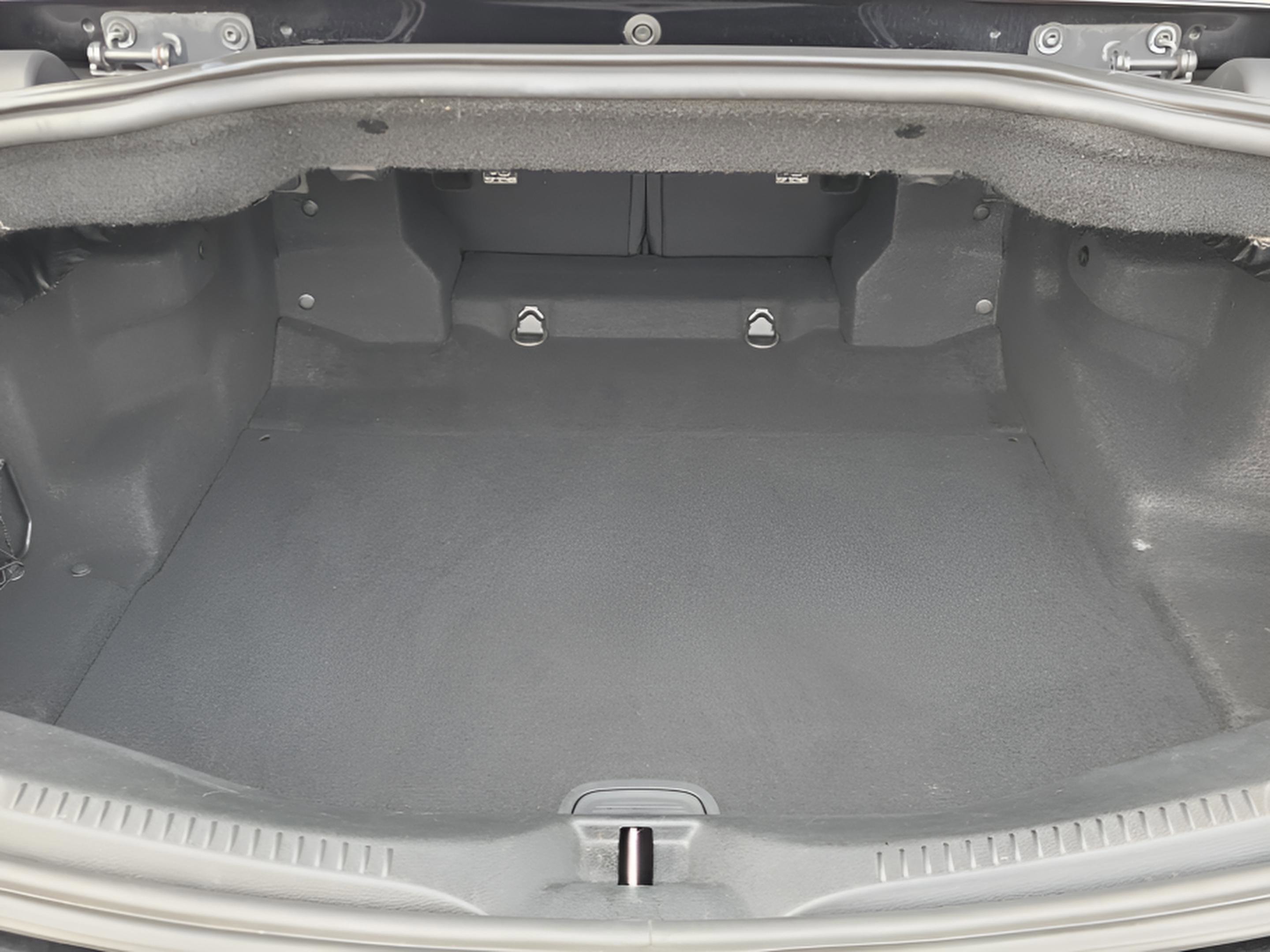 Used 2018 Mercedes-Benz E 400 Cabriolet image 9