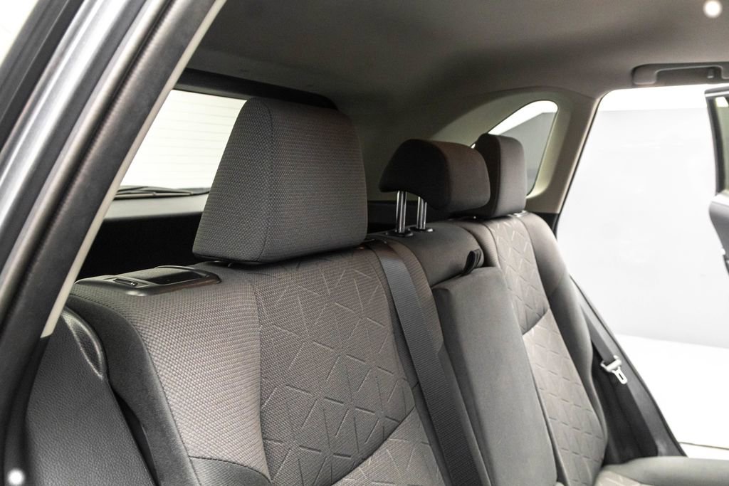 Used 2019 Toyota RAV4 XLE w/ Convenience Package image 28