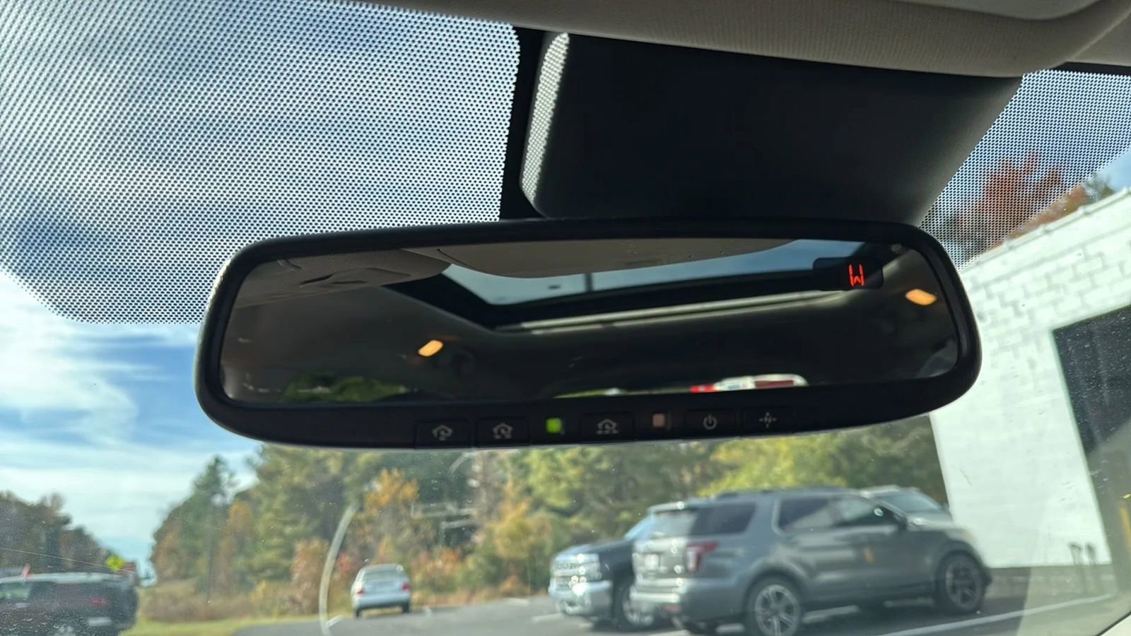 Used 2017 Nissan Rogue SL w/ SL Premium Package image 24