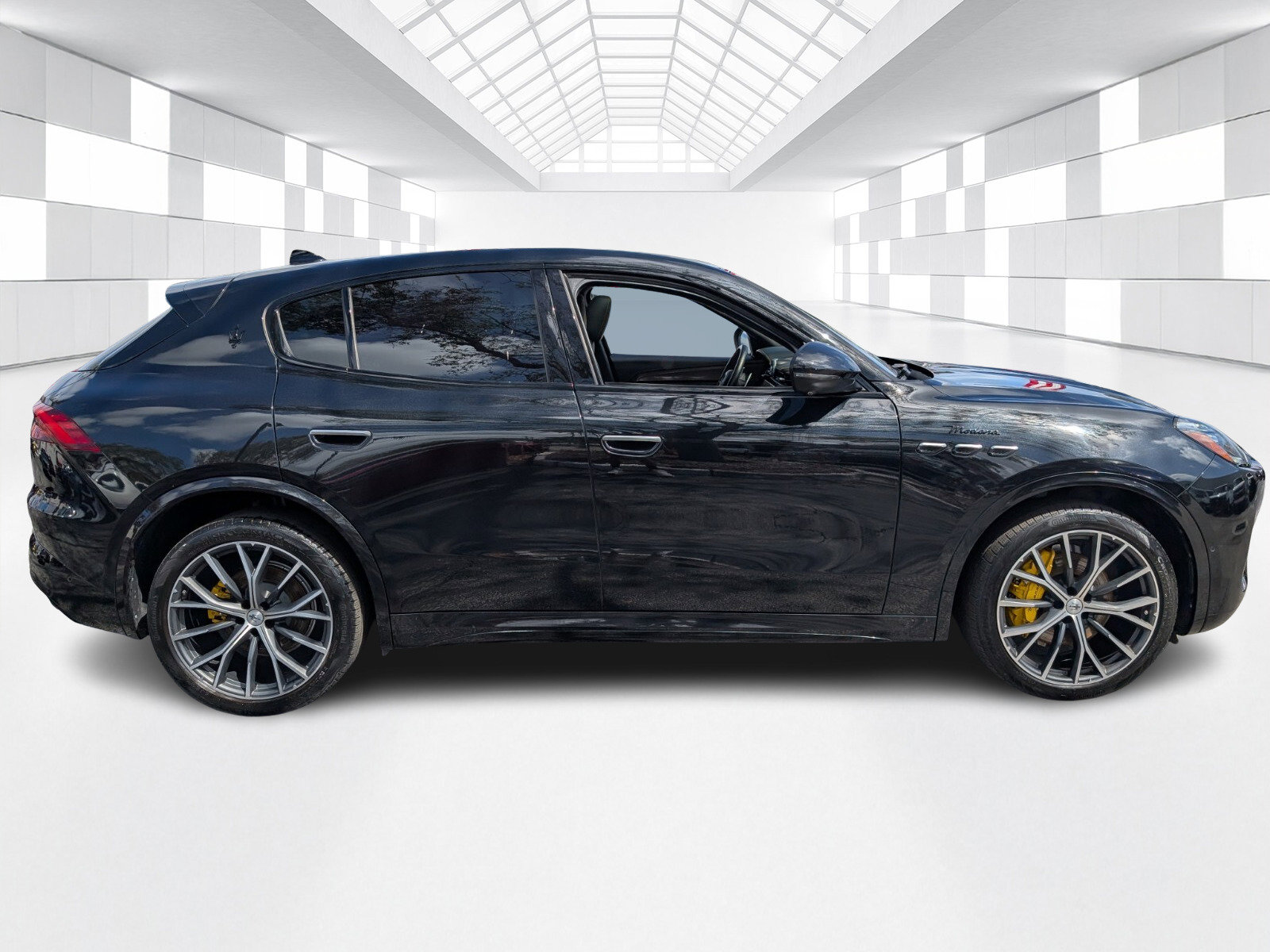 Used 2023 Maserati Grecale Modena image 8