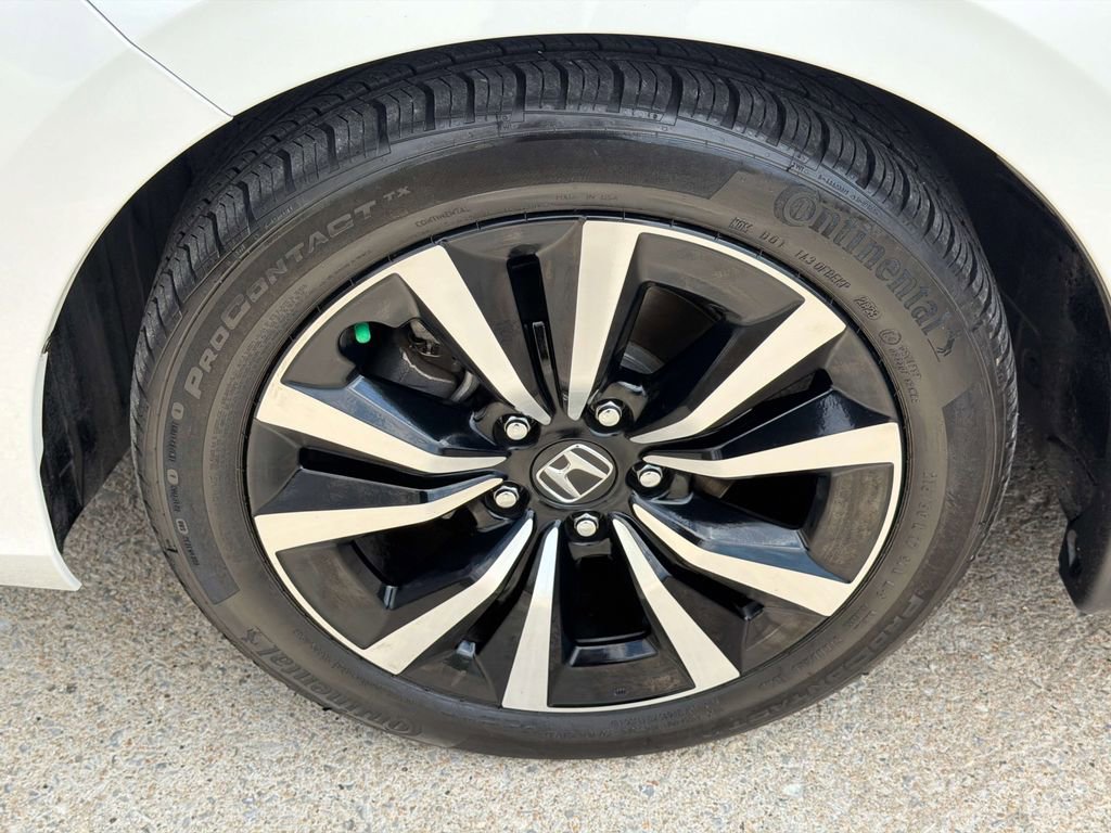 Used 2023 Honda Civic EX-L image 12