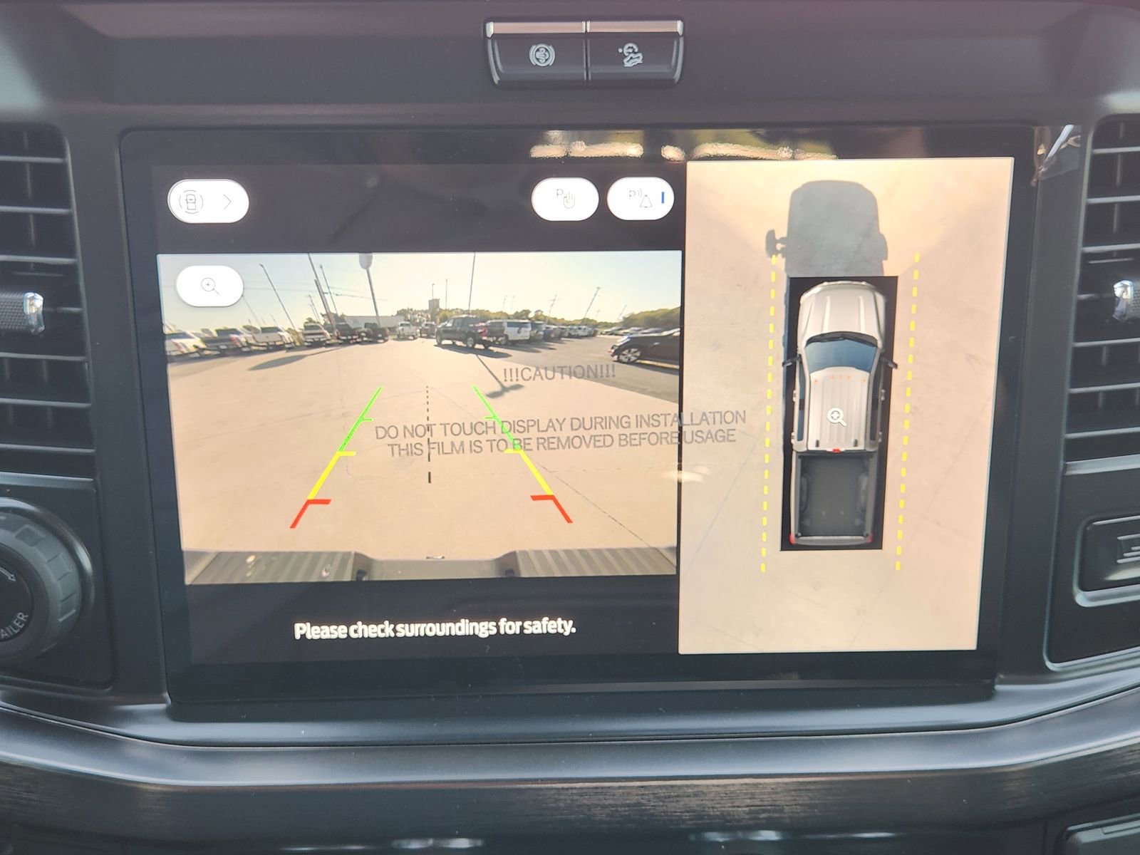 New 2026 Ford F250 Lariat w/ Black Appearance Package image 19