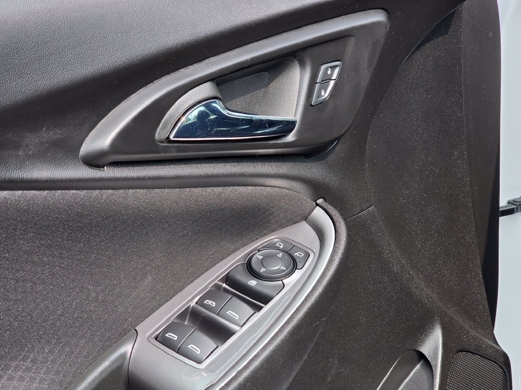 Certified 2025 Chevrolet Malibu LT FWD image 11