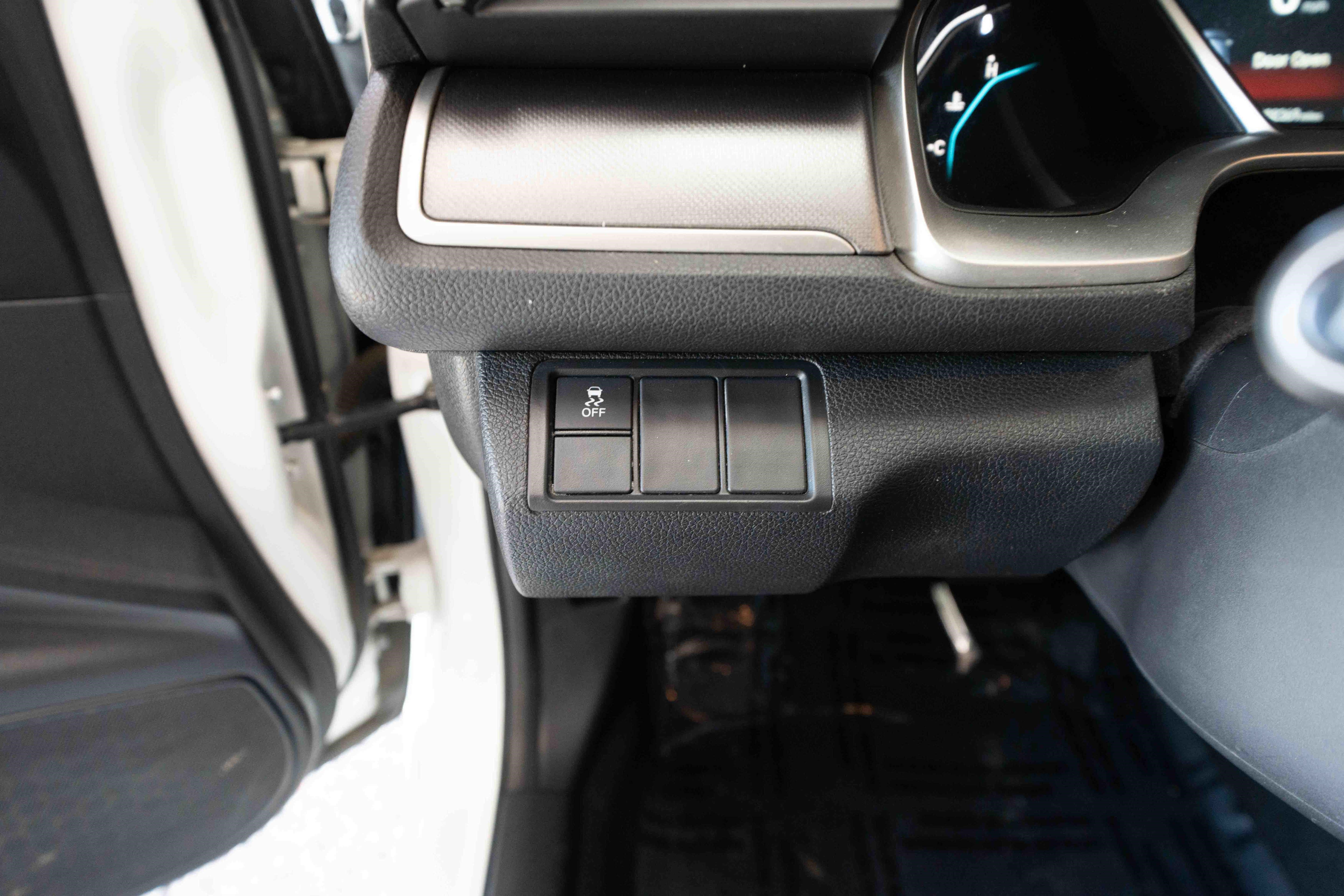 Used 2018 Honda Civic EX image 11