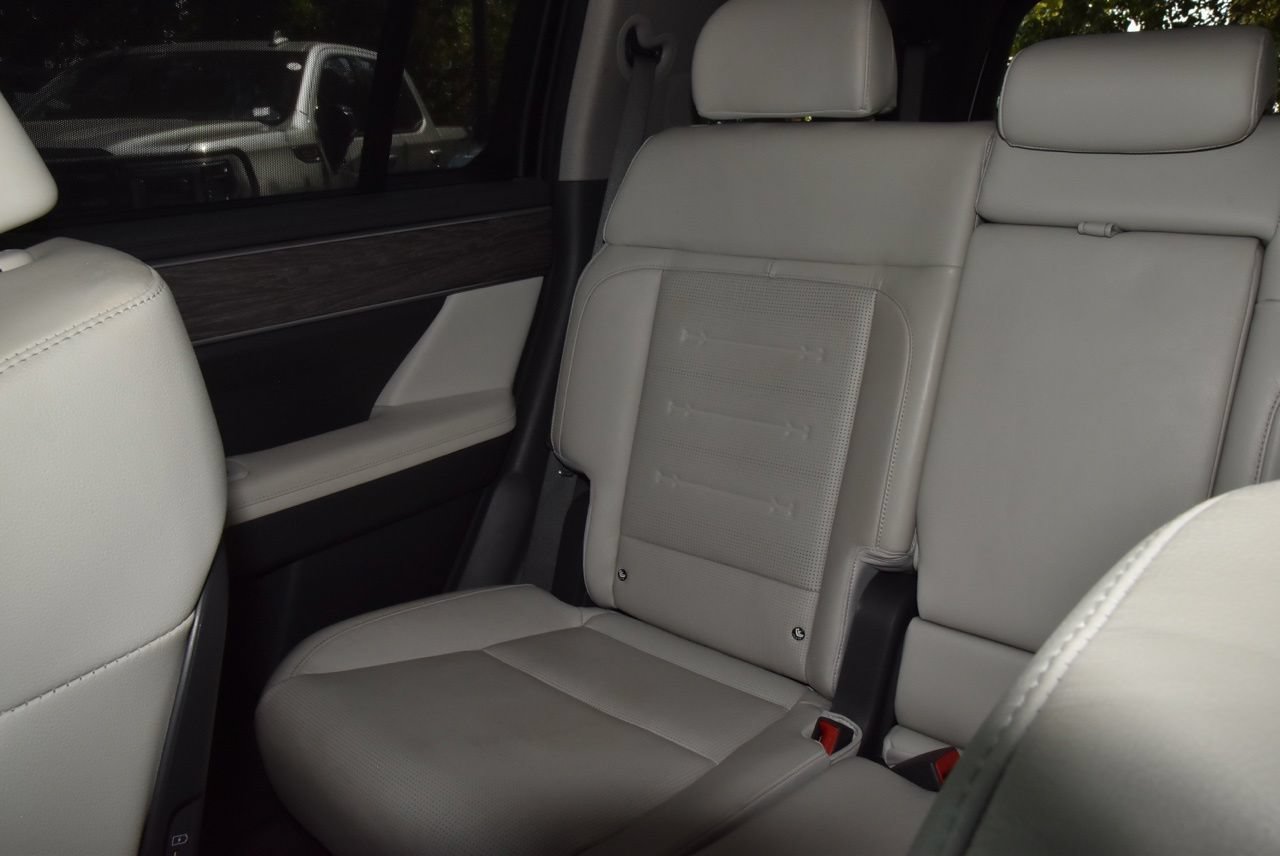 Used 2024 Hyundai Santa Fe Limited FWD image 20