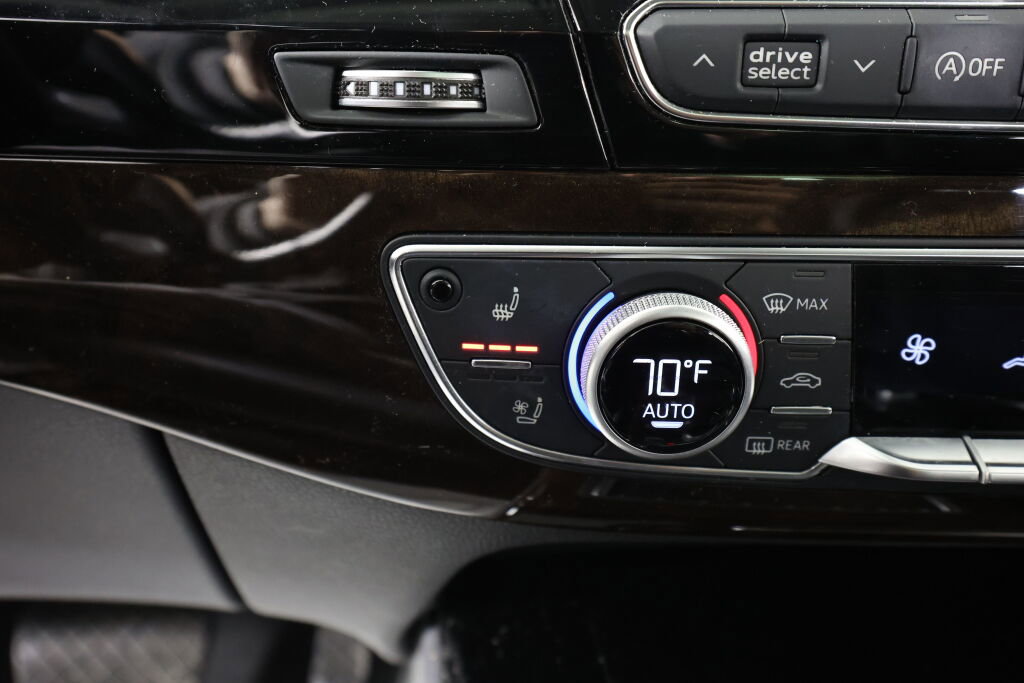 Used 2018 Audi Q7 3.0T Prestige w/ Prestige Package image 39