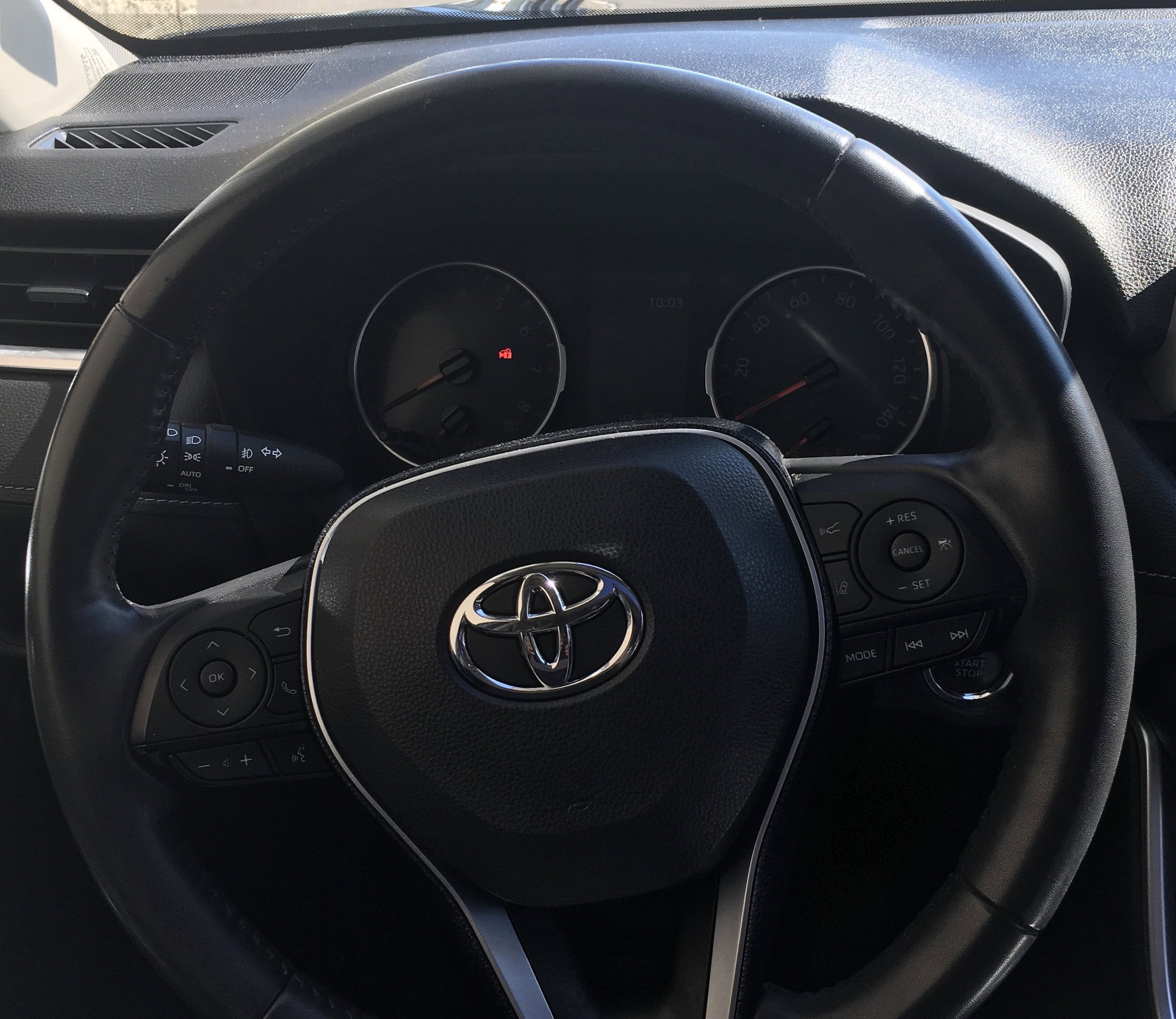 Used 2020 Toyota RAV4 XLE w/ Convenience Package AWD/4WD image 10