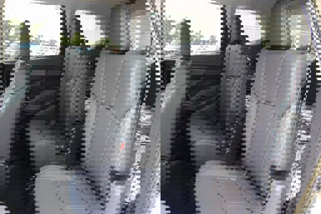 New 2025 Subaru Ascent Limited image 21