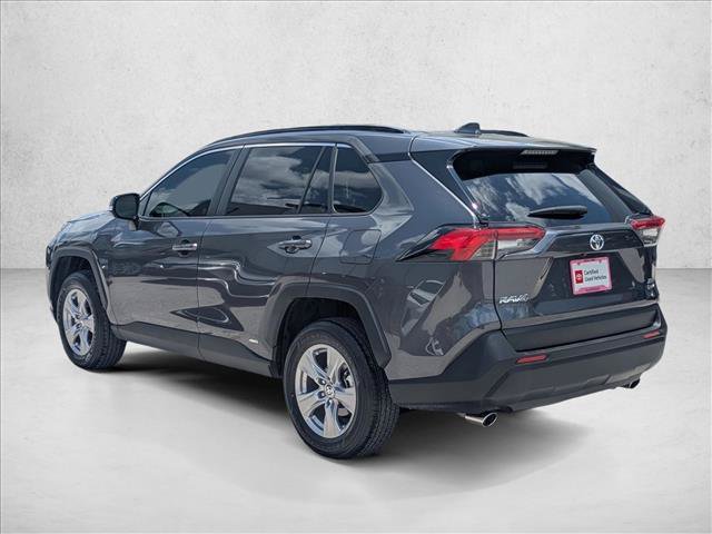 Used 2025 Toyota RAV4 XLE AWD/4WD image 8