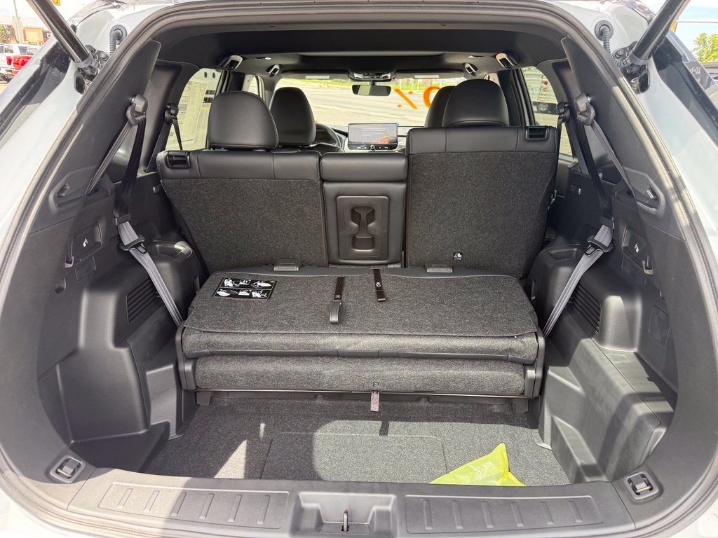 New 2026 Mitsubishi Outlander AWD image 24