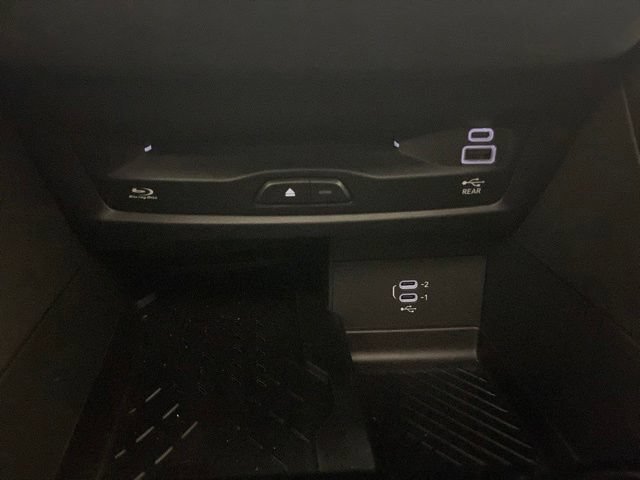 New 2027 Chrysler Pacifica Pinnacle AWD/4WD image 25