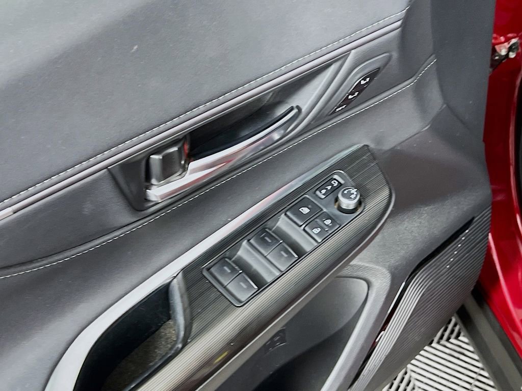 Used 2021 Toyota Venza Limited w/ Advanced Technology Package image 17