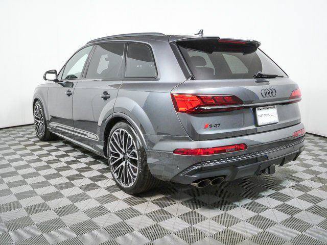 New 2026 Audi SQ7 Prestige AWD/4WD image 32