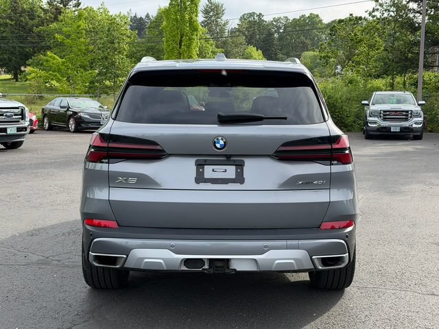 Used 2024 BMW X5 xDrive40i w/ Executive Package AWD/4WD image 4