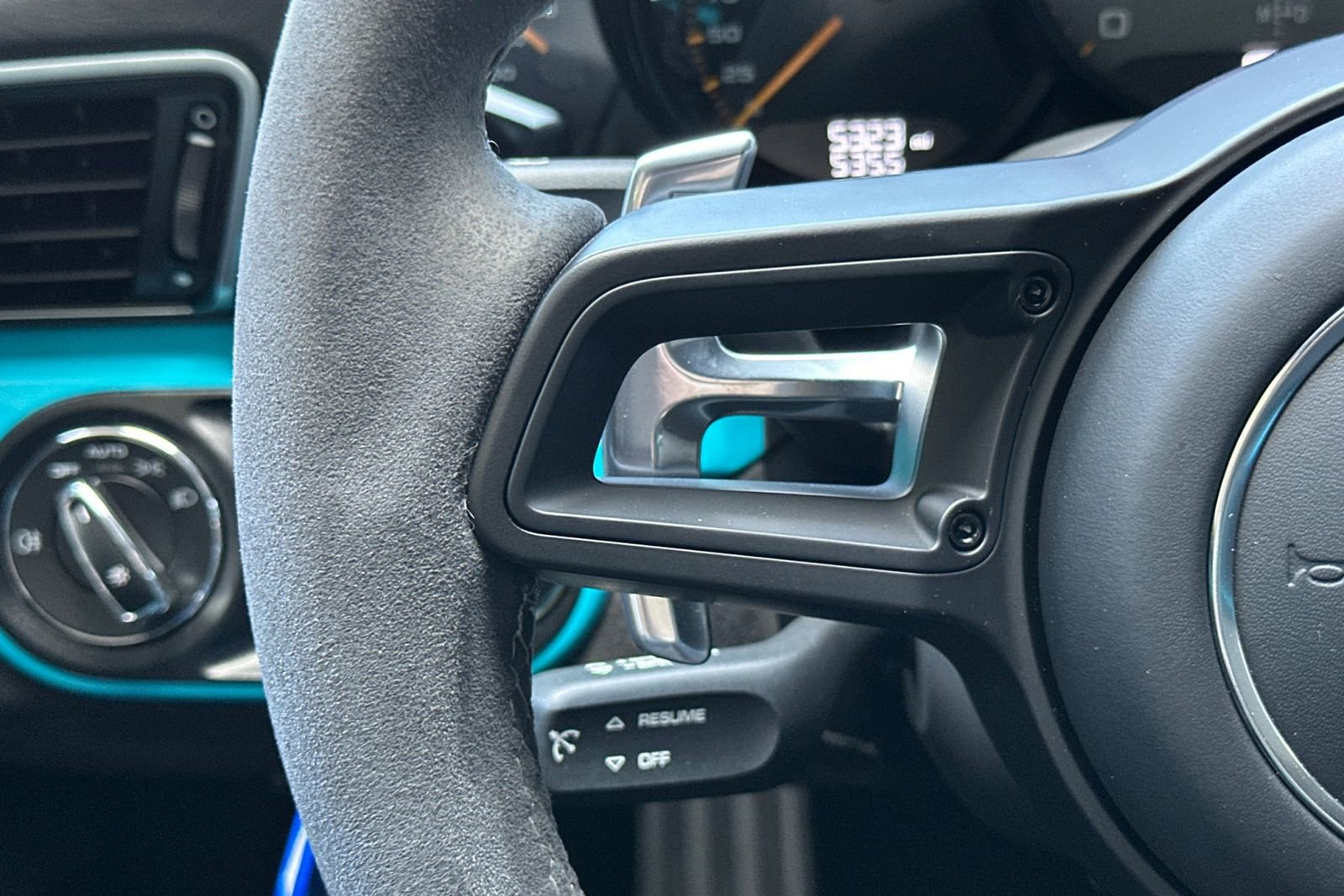 Used 2018 Porsche 911 GT2 RS RWD image 28
