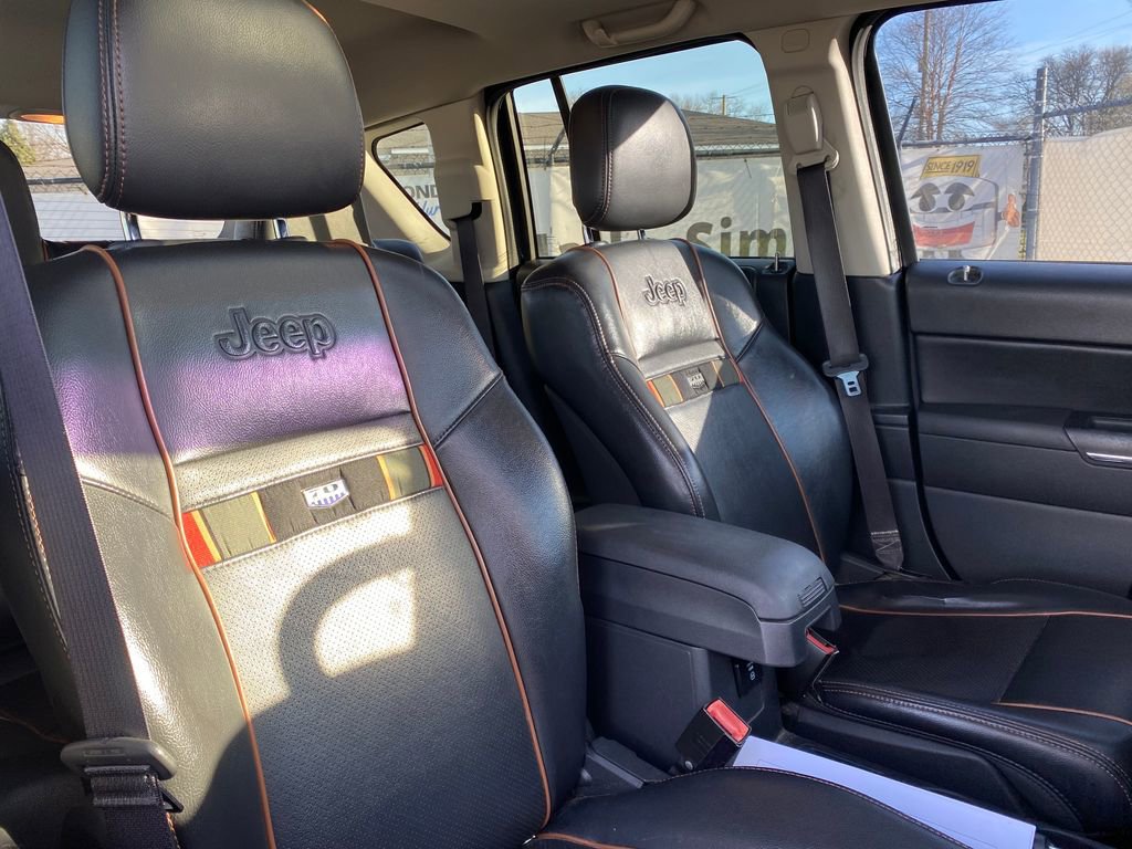 Used 2011 Jeep Compass Limited w/ Sun/Sound Group FWD image 18