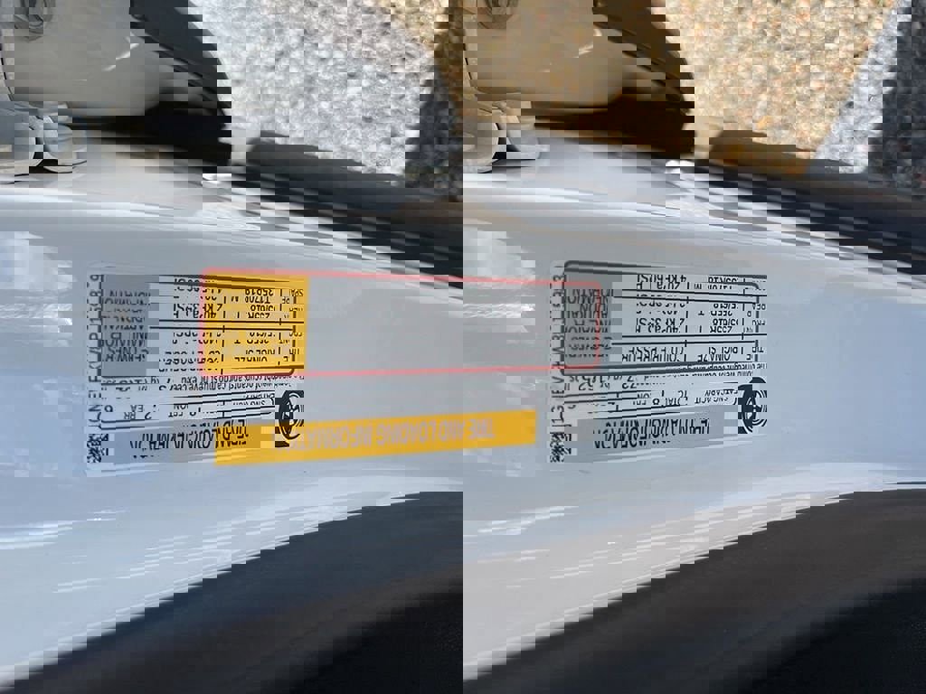 Used 2023 Chevrolet Traverse LS w/ Safety Package image 62