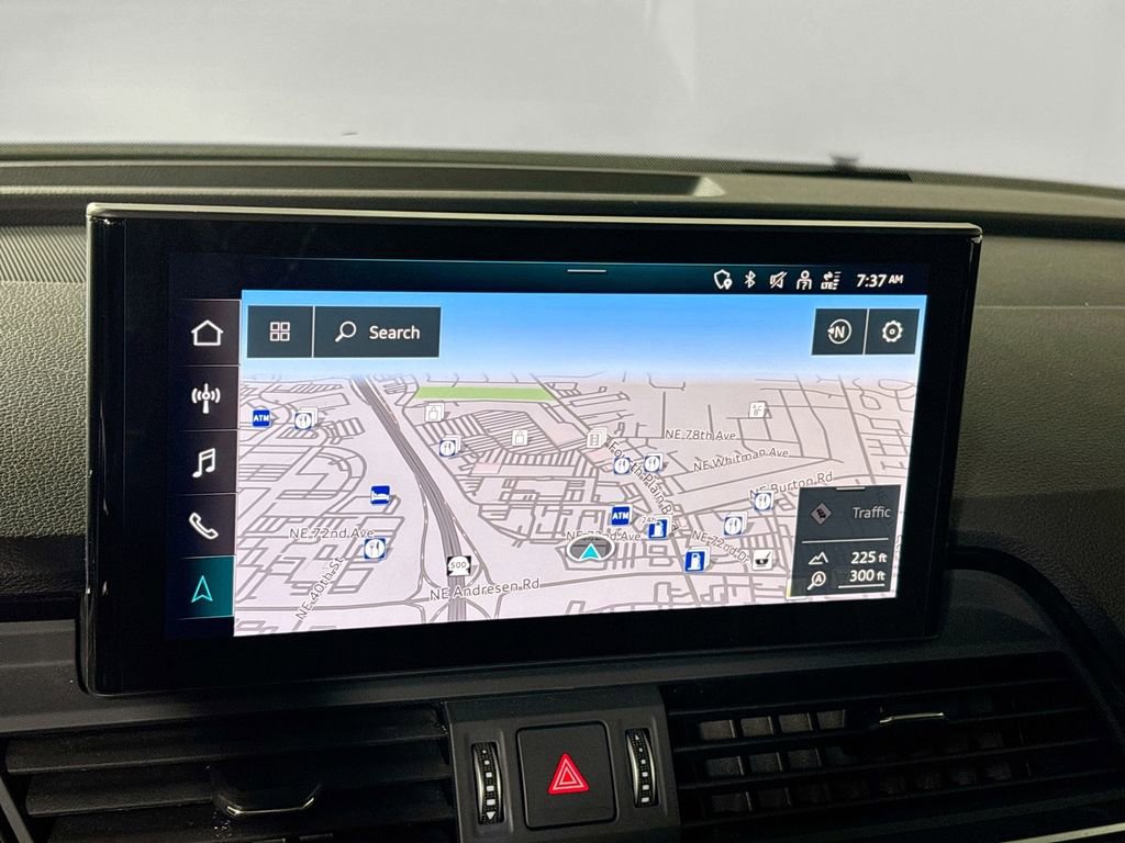 Used 2023 Audi Q5 2.0T Prestige w/ Prestige Package image 16