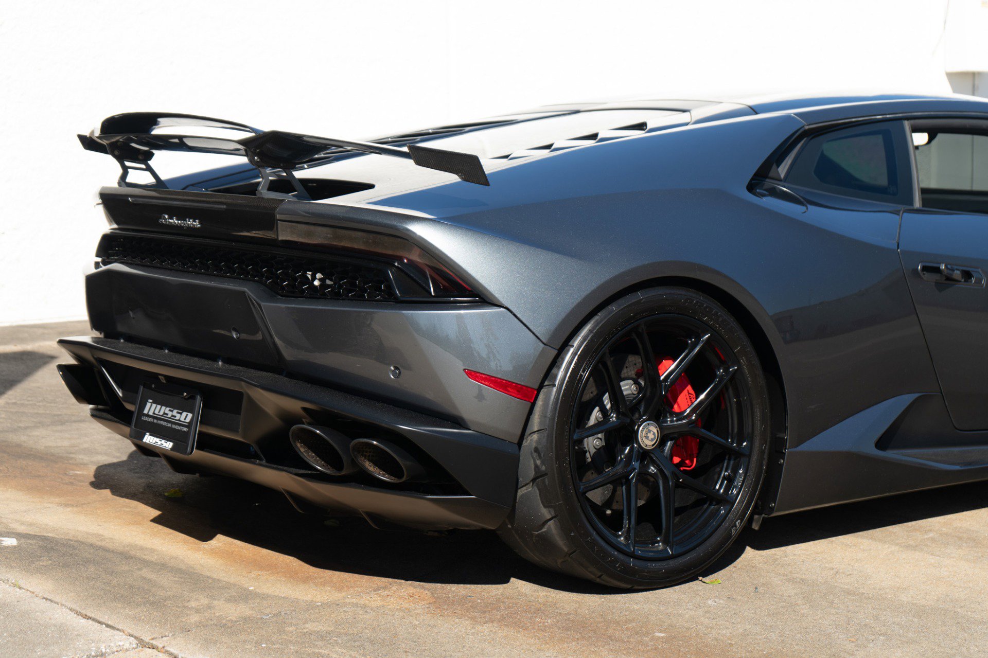 Used 2015 Lamborghini Huracan LP 610-4 image 16