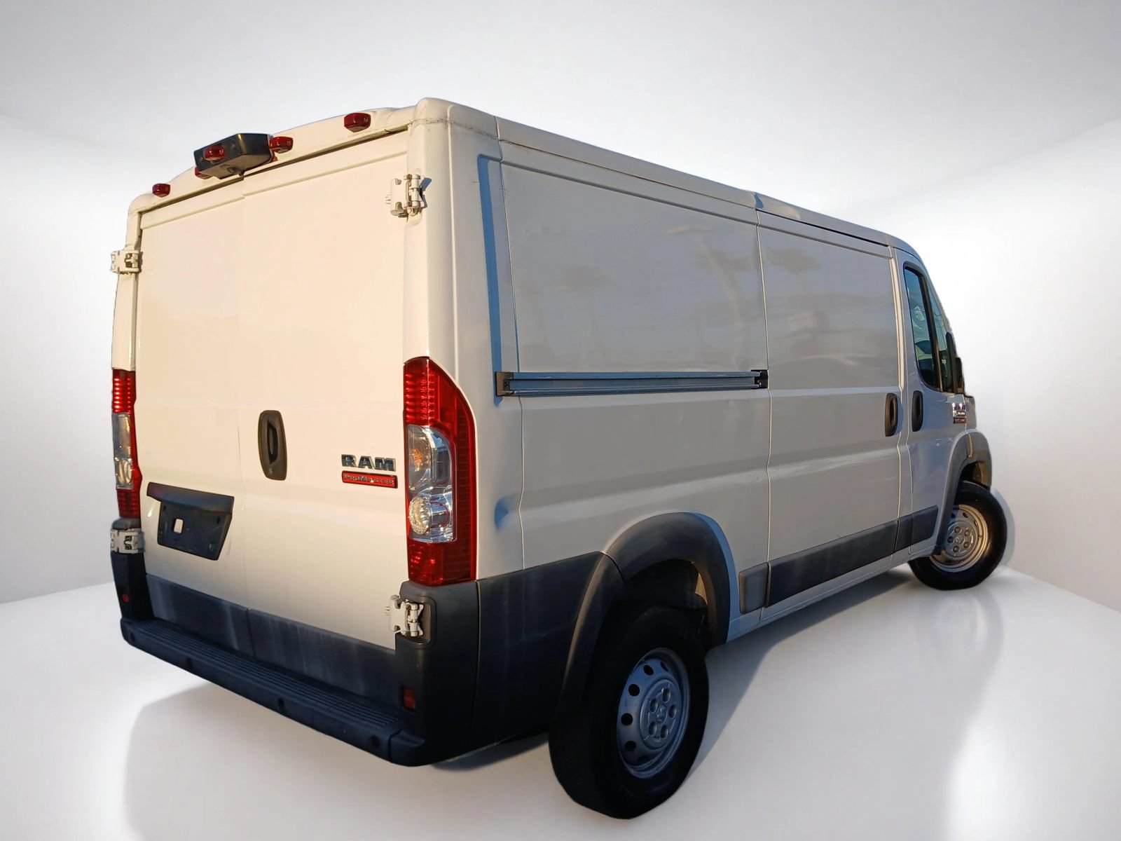 Used 2017 RAM ProMaster 1500 FWD image 5