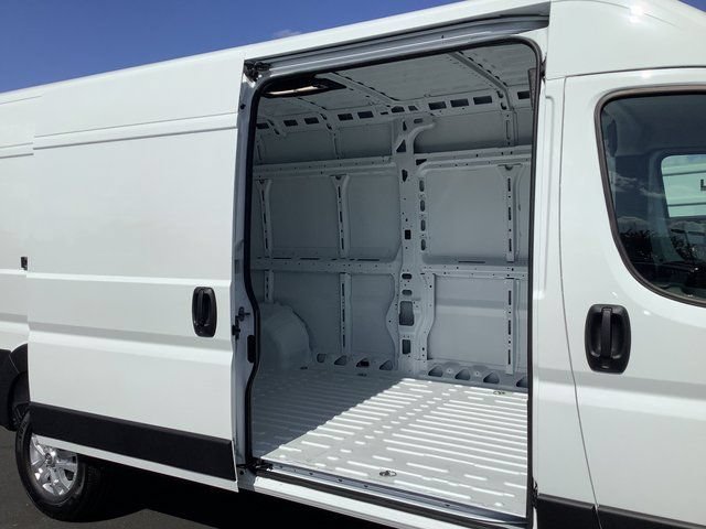 New 2026 RAM ProMaster 2500 w/ Quick Order Package 22G SLT FWD image 25