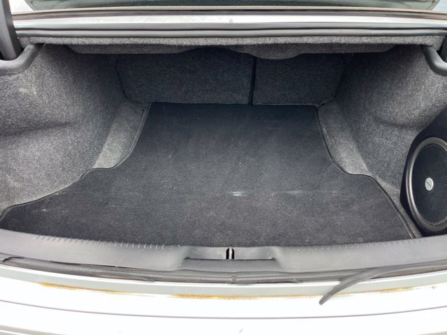 Used 2021 Chrysler 300 S w/ S Model Appearance Package RWD image 9