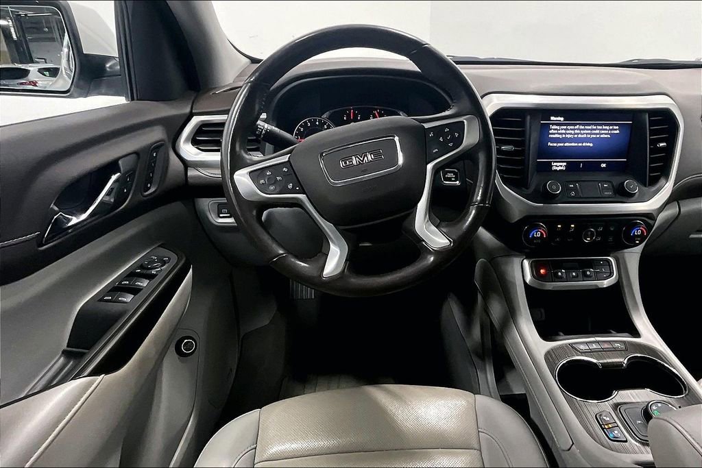 Used 2022 GMC Acadia SLT w/ Preferred Package FWD image 5
