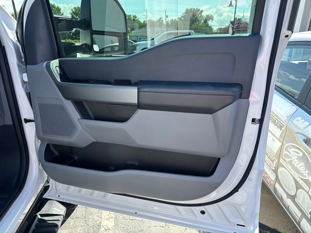 Used 2025 Ford F250 XL w/ STX Appearance Package AWD/4WD image 28