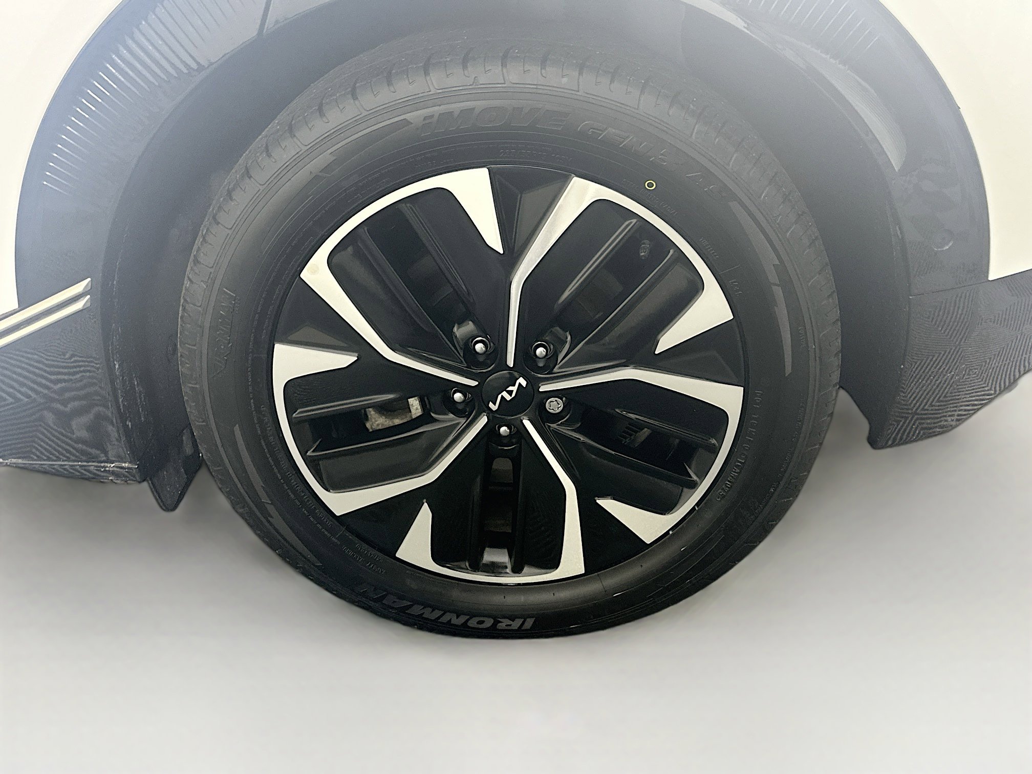 Used 2023 Kia EV6 Wind w/ Wind Technology Package image 11