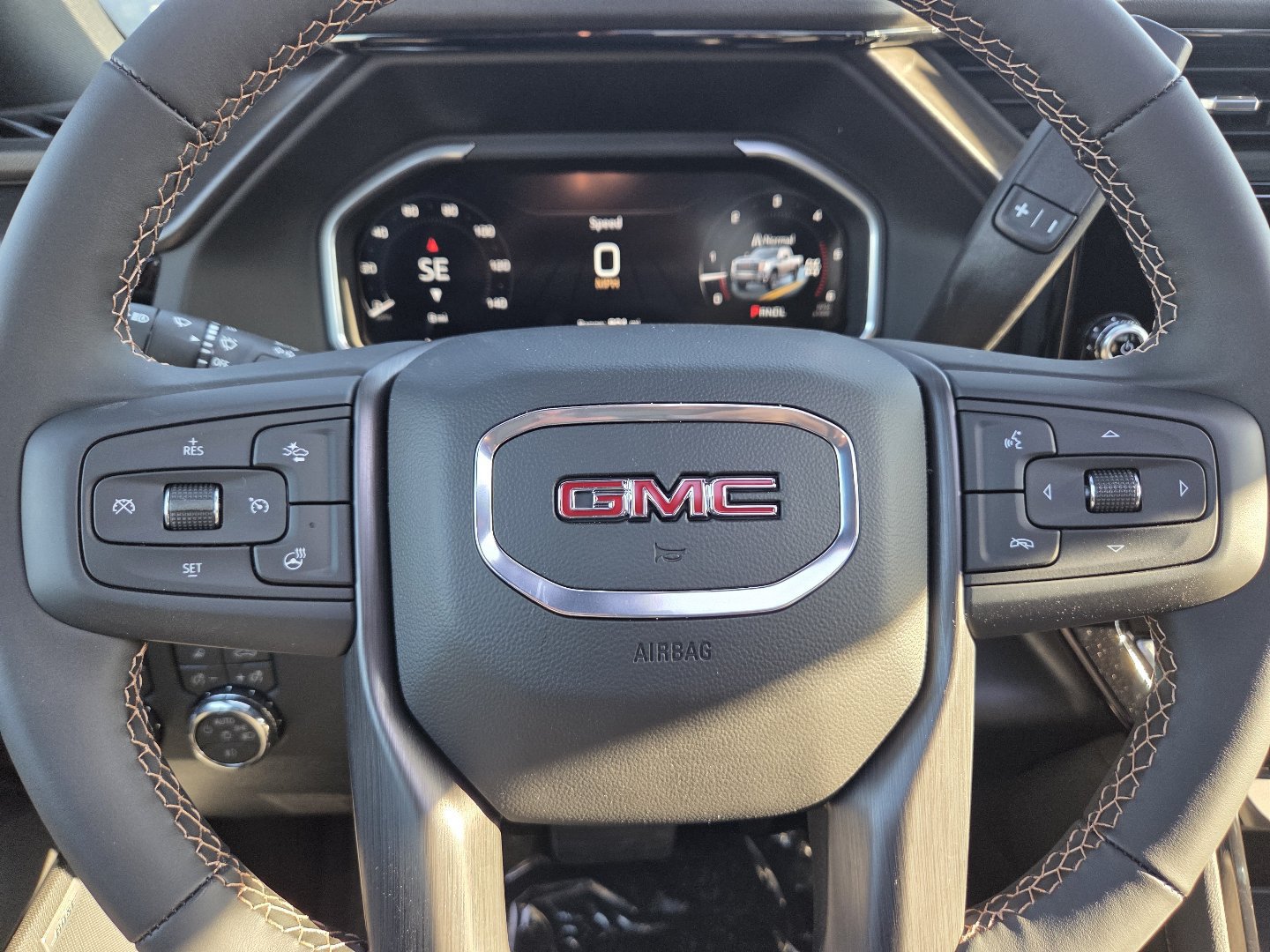 New 2026 GMC Sierra 2500 AT4 w/ AT4 Premium Plus Package AWD/4WD image 33