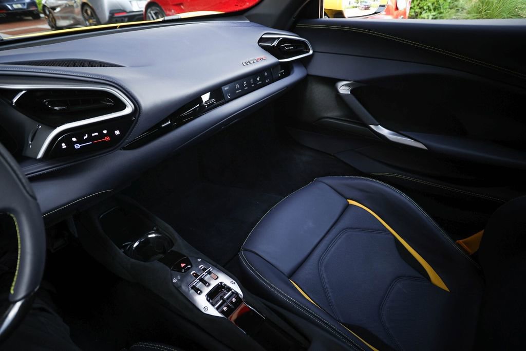 Certified 2025 Ferrari 296 GTB image 31