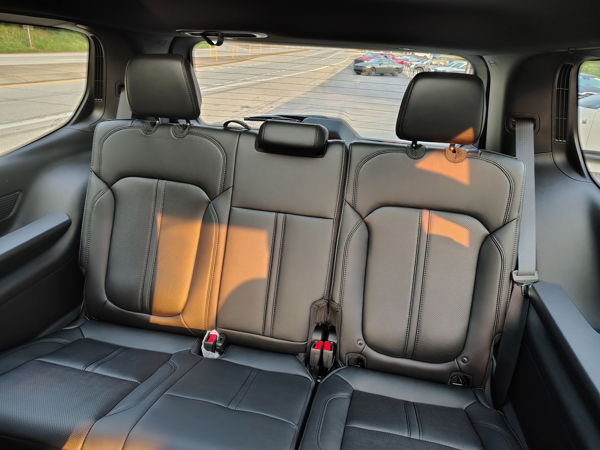 New 2026 Jeep Grand Wagoneer Limited AWD/4WD image 32